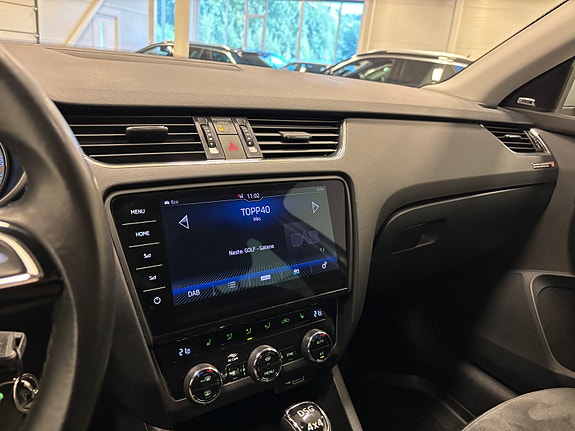 Skoda Octavia Scout 22 of 30