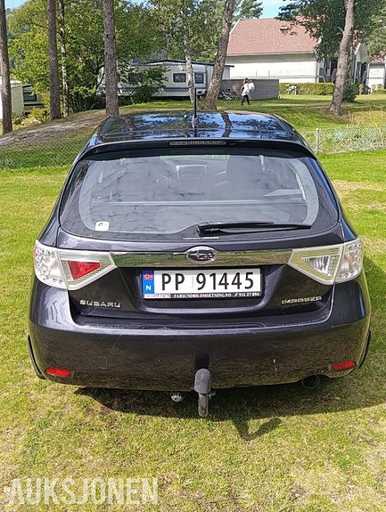 Subaru Impreza 5 of 16