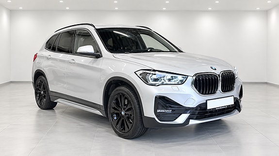 BMW X1 2 of 30