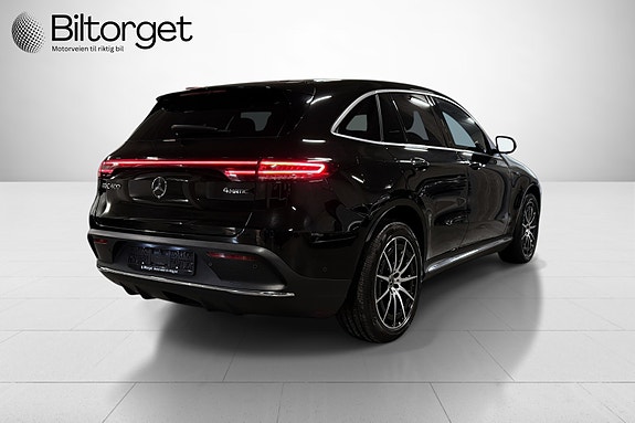 Mercedes-Benz EQC400 5 of 29