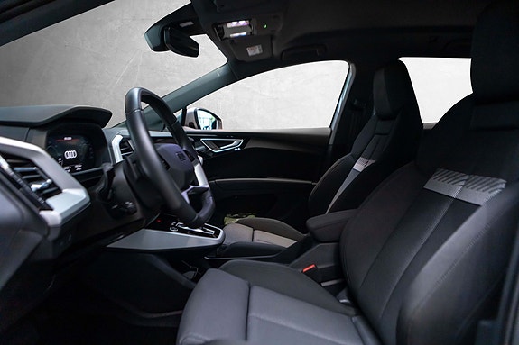 Audi Q4 e-tron 24 of 30