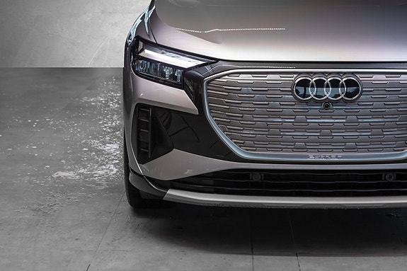 Audi Q4 e-tron 5 of 30