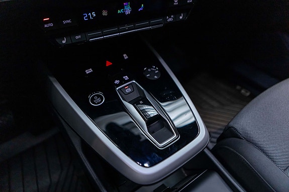 Audi Q4 e-tron 21 of 30