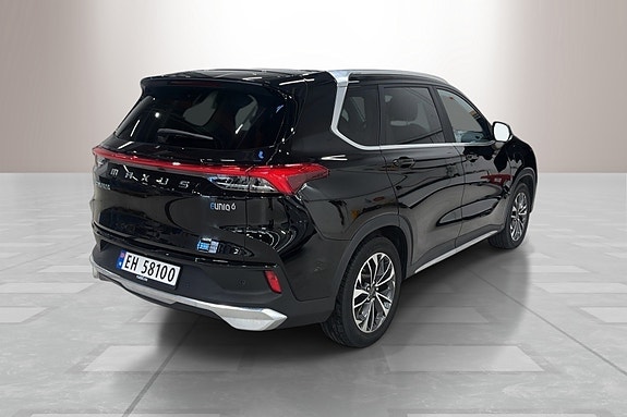 Maxus Euniq 6 3 of 14