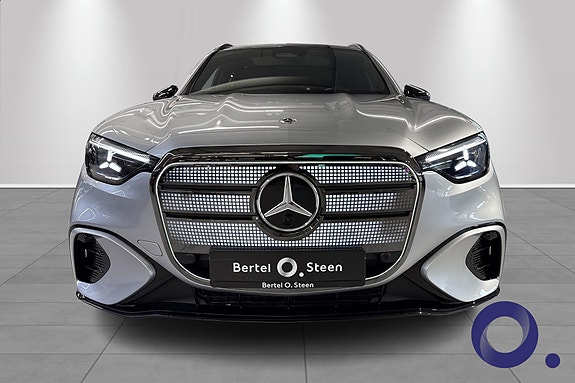 Mercedes-Benz GLC400 9 of 30