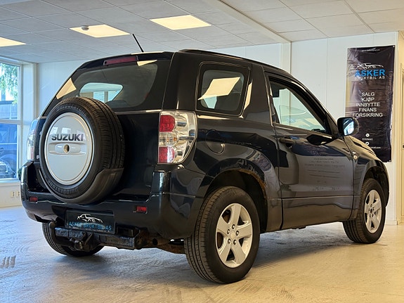 Suzuki Grand Vitara 14 of 30