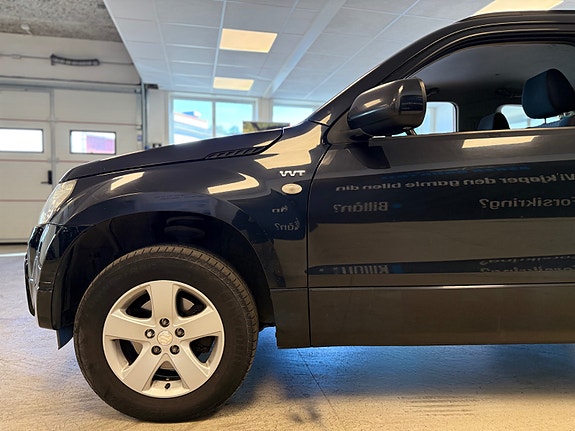 Suzuki Grand Vitara 8 of 30