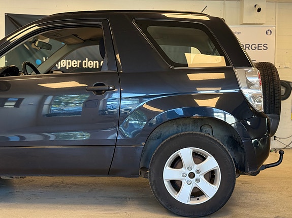 Suzuki Grand Vitara 18 of 30