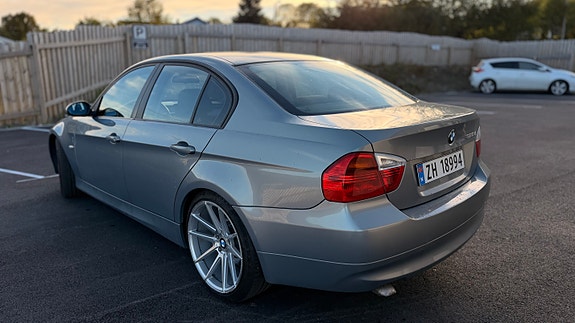 BMW 320d 8 of 27