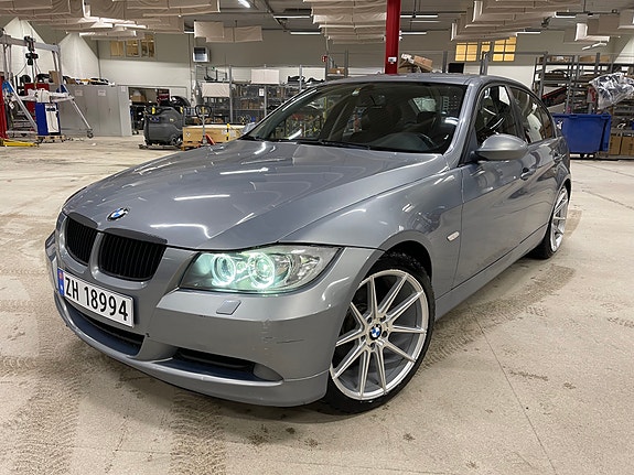 BMW 320d 24 of 27
