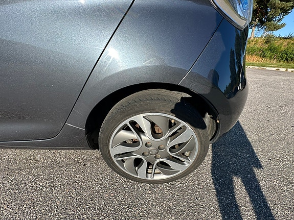 Renault Zoe 14 of 30