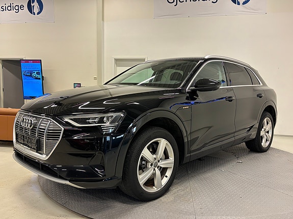 Audi e-tron 7 of 23