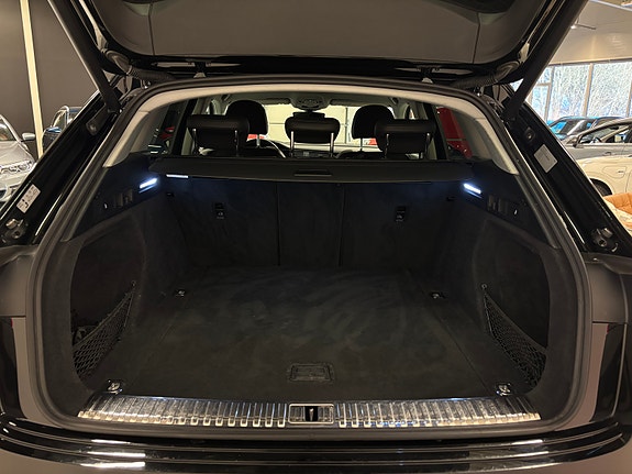 Audi e-tron 23 of 23