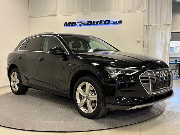 Audi e-tron 2 of 23