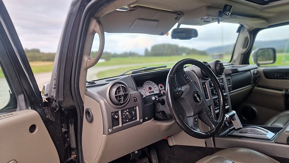 Hummer H2 4 of 7