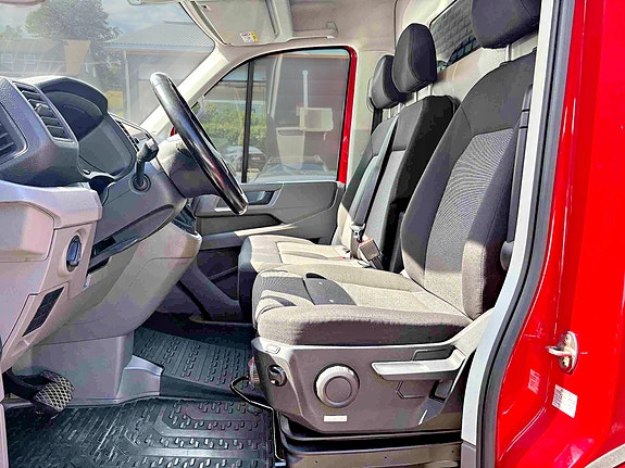 Volkswagen Crafter 13 of 30
