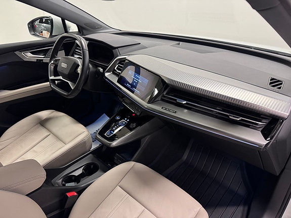 Audi Q4 e-tron 13 of 20