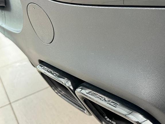 Mercedes-Benz GLC63 16 of 30