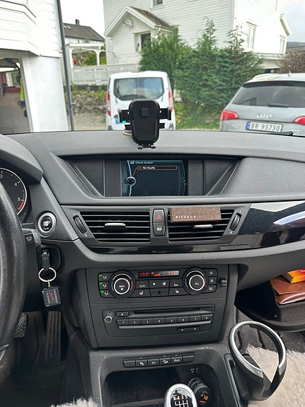 BMW X1 17 of 27
