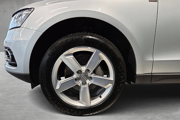 Audi Q5 8 of 22