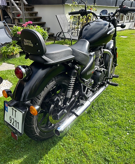 Royal Enfield Meteor 350 4 of 10