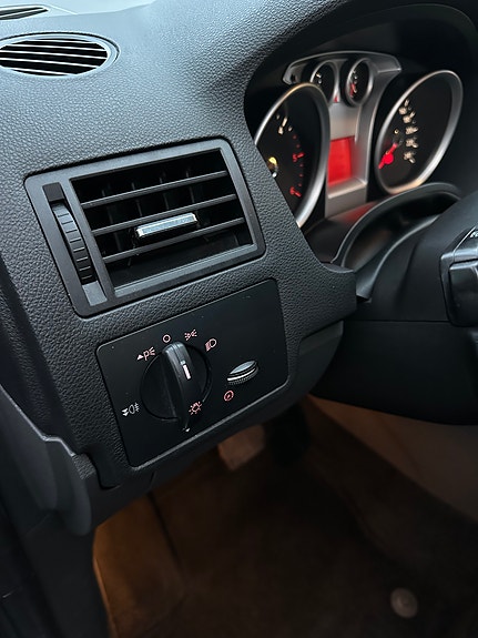 Ford Kuga 16 of 26