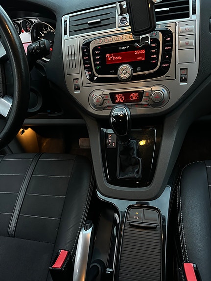 Ford Kuga 19 of 26