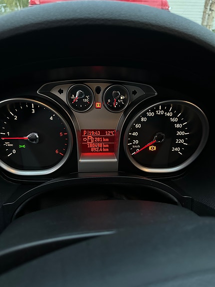 Ford Kuga 17 of 26