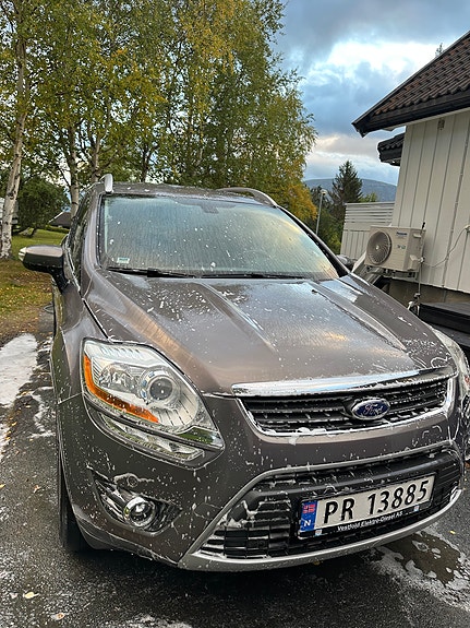 Ford Kuga 10 of 26