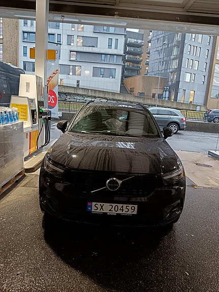 Volvo XC40 3 of 6