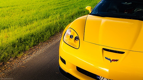 Chevrolet Corvette 12 of 30