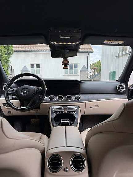 Mercedes-Benz E350 e 8 of 15