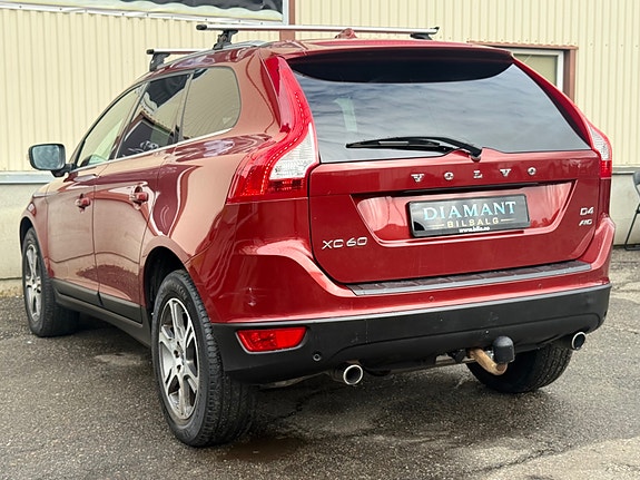 Volvo XC60 10 of 30