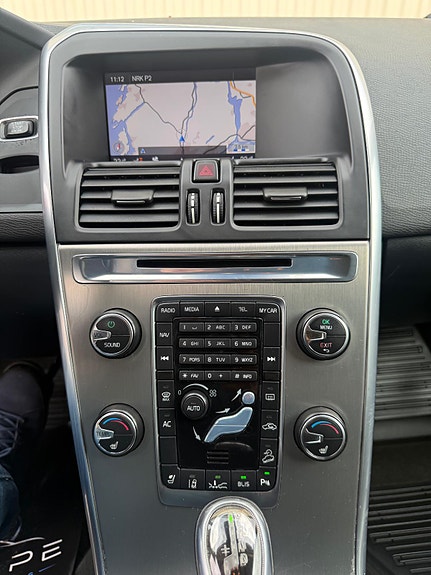 Volvo XC60 16 of 30