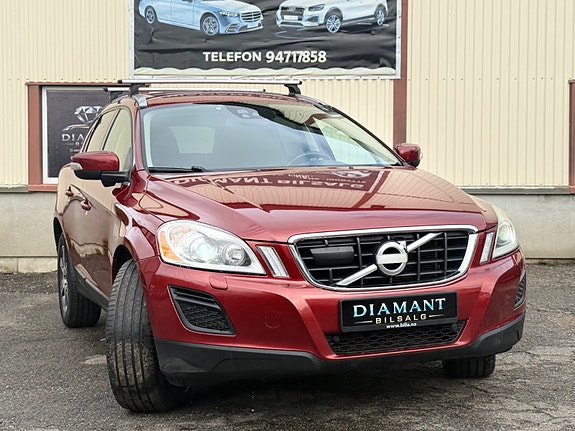 Volvo XC60 5 of 30