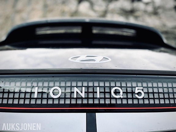 Hyundai Ioniq 5 12 of 30