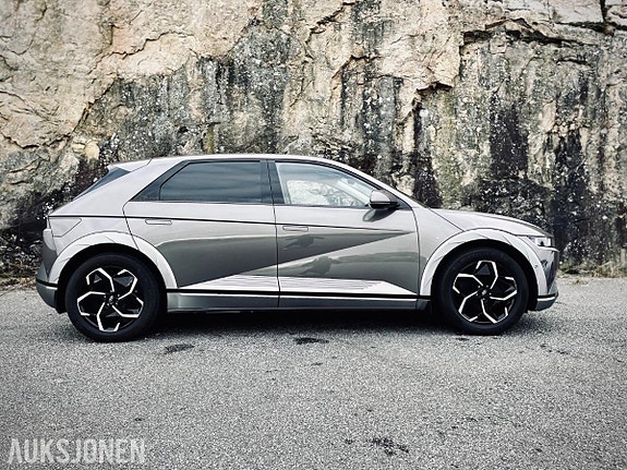 Hyundai Ioniq 5 8 of 30