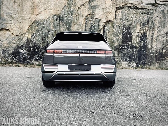 Hyundai Ioniq 5 10 of 30