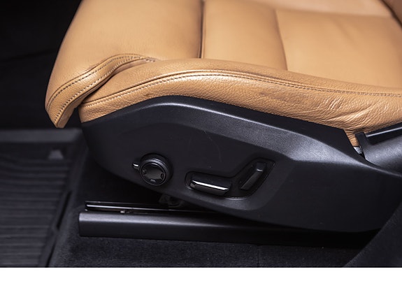 Volvo XC90 28 of 30