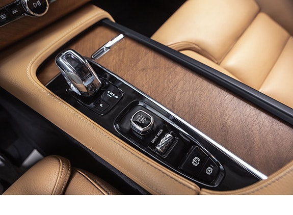 Volvo XC90 22 of 30