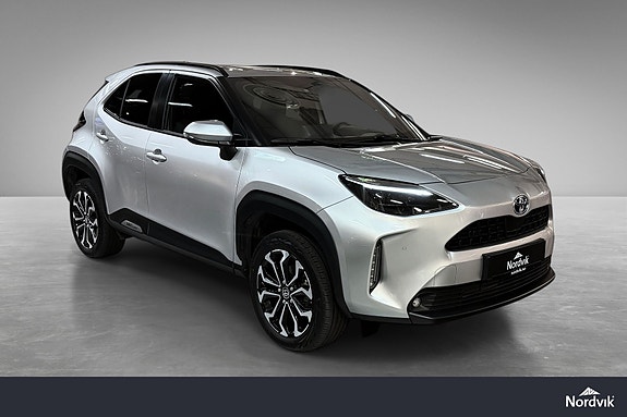 Toyota Yaris Cross 3 of 16