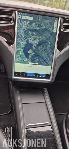 Tesla Model S 15 of 30