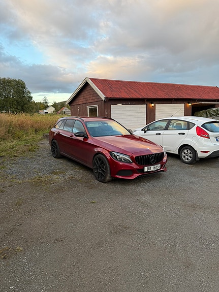 Mercedes-Benz C350 e 4 of 14