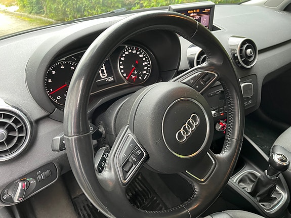 Audi A1 10 of 17