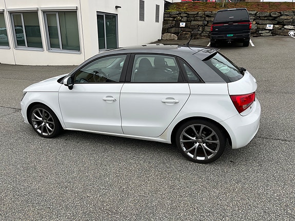 Audi A1 7 of 17