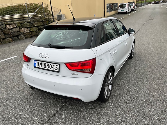 Audi A1 4 of 17