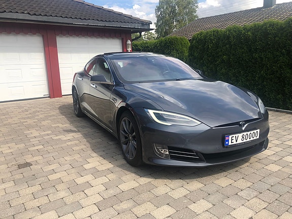 Tesla Model S 6 of 18