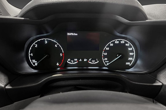 Ford Transit Connect 16 of 28