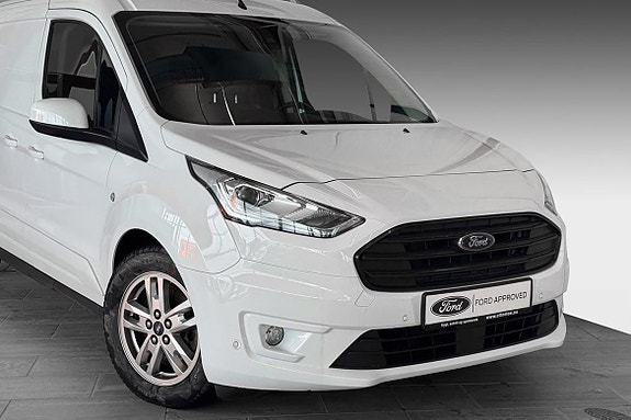 Ford Transit Connect 3 of 28
