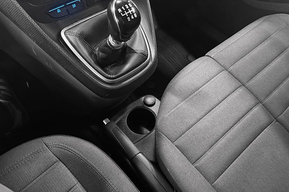 Ford Transit Connect 14 of 28
